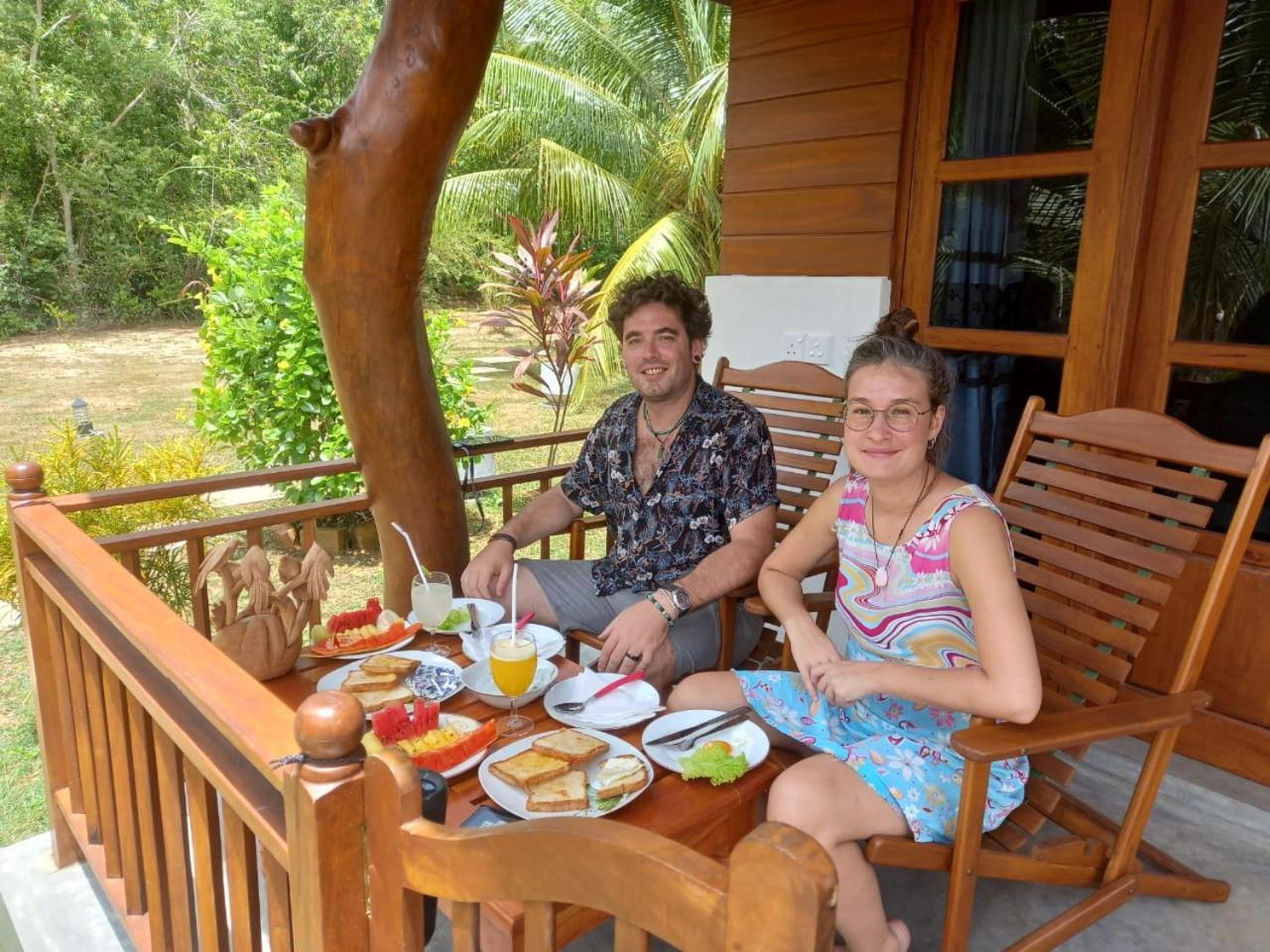 Hanguk Lanka Lagoon Villa Tangalle Ngoại thất bức ảnh