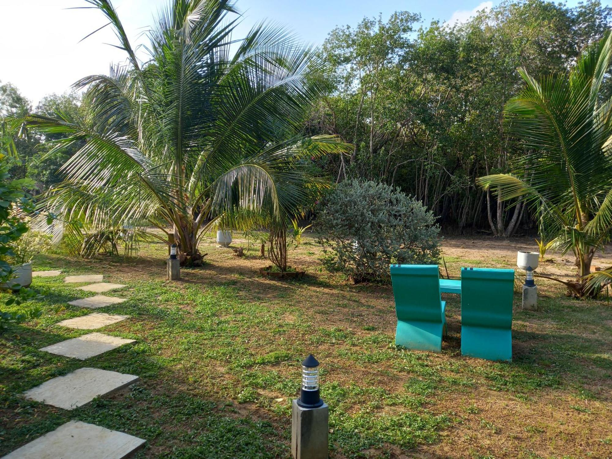 Hanguk Lanka Lagoon Villa Tangalle Ngoại thất bức ảnh