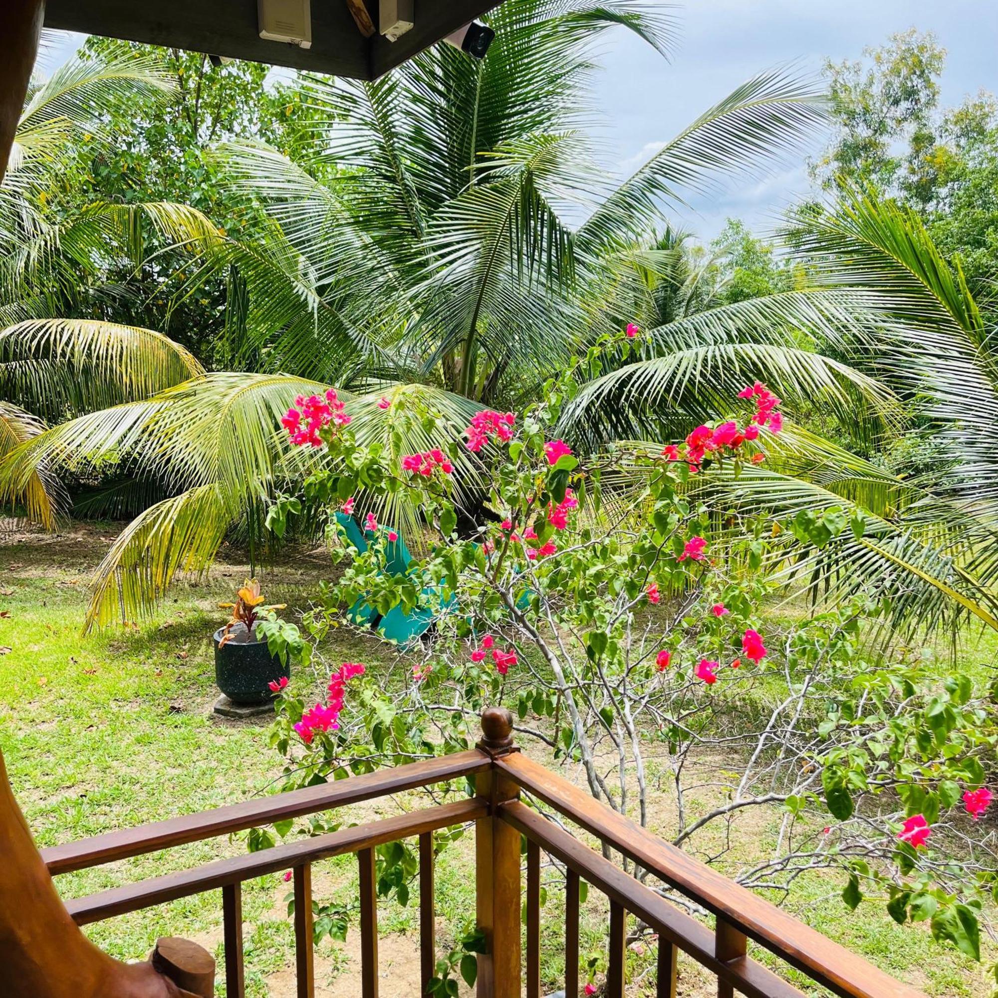 Hanguk Lanka Lagoon Villa Tangalle Ngoại thất bức ảnh