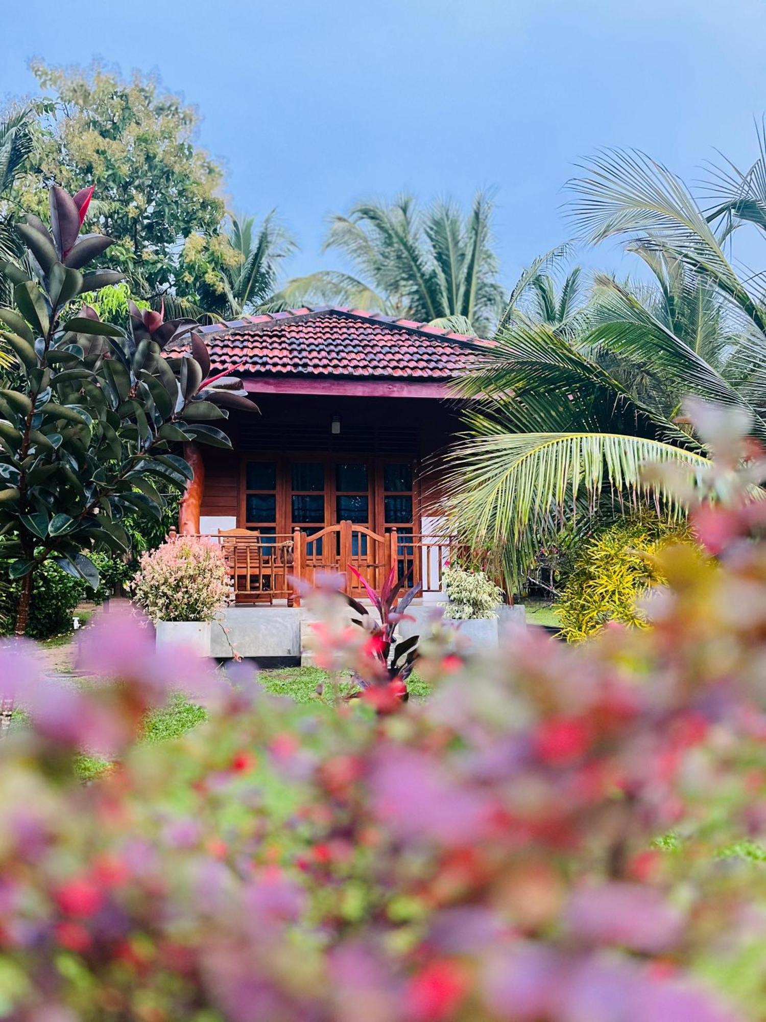 Hanguk Lanka Lagoon Villa Tangalle Ngoại thất bức ảnh