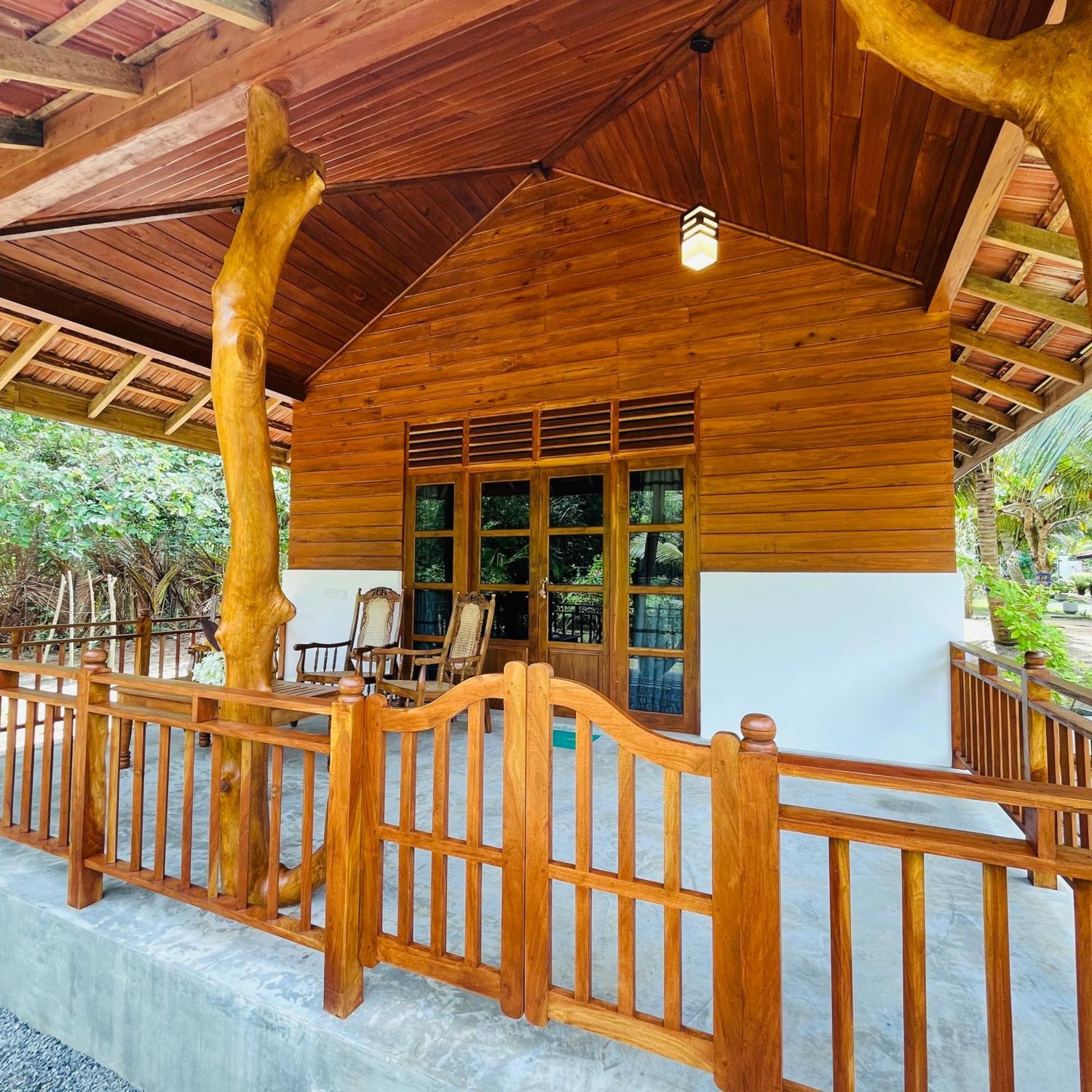 Hanguk Lanka Lagoon Villa Tangalle Ngoại thất bức ảnh