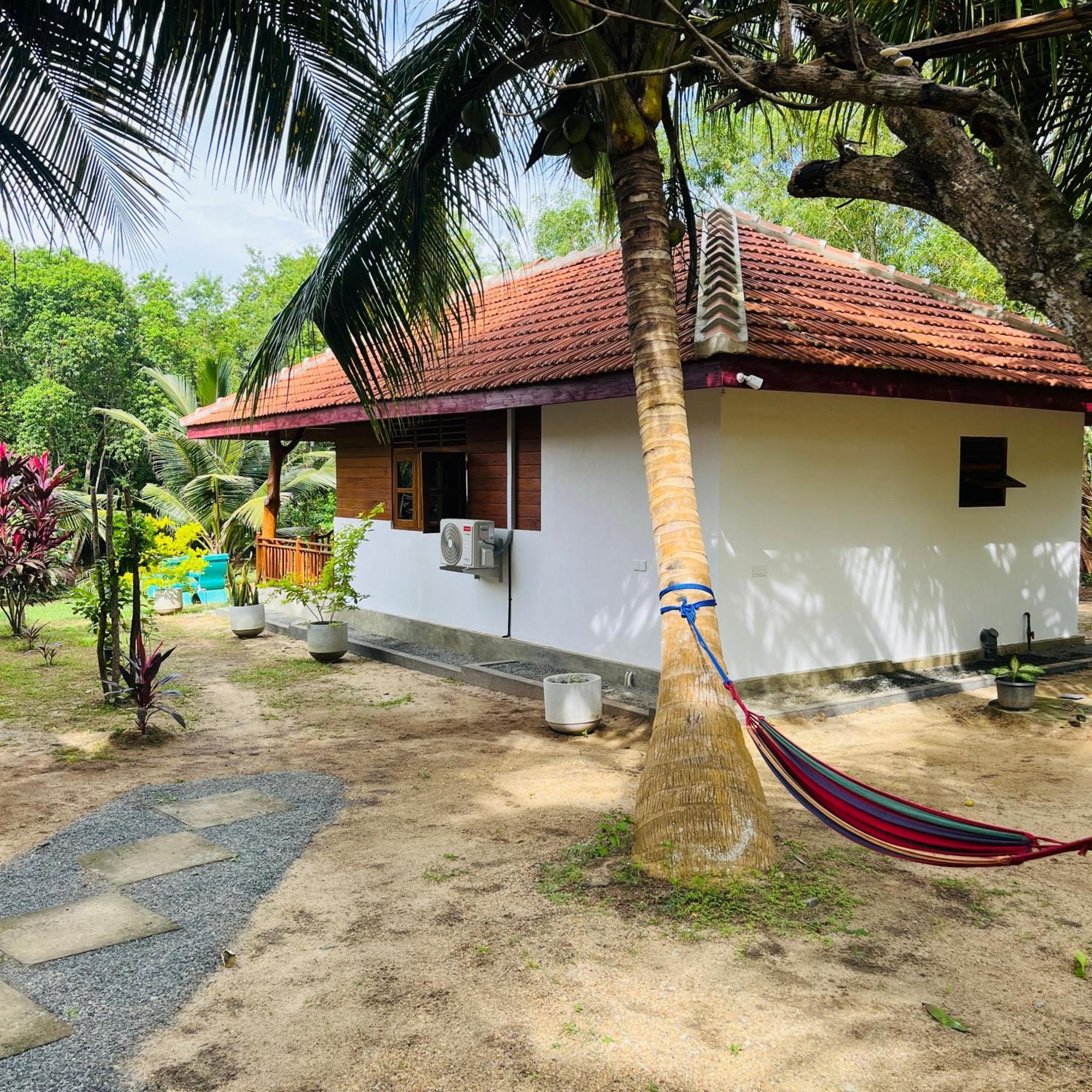 Hanguk Lanka Lagoon Villa Tangalle Ngoại thất bức ảnh