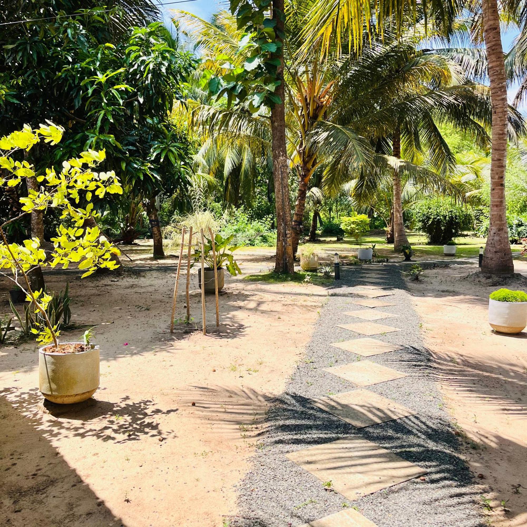 Hanguk Lanka Lagoon Villa Tangalle Ngoại thất bức ảnh