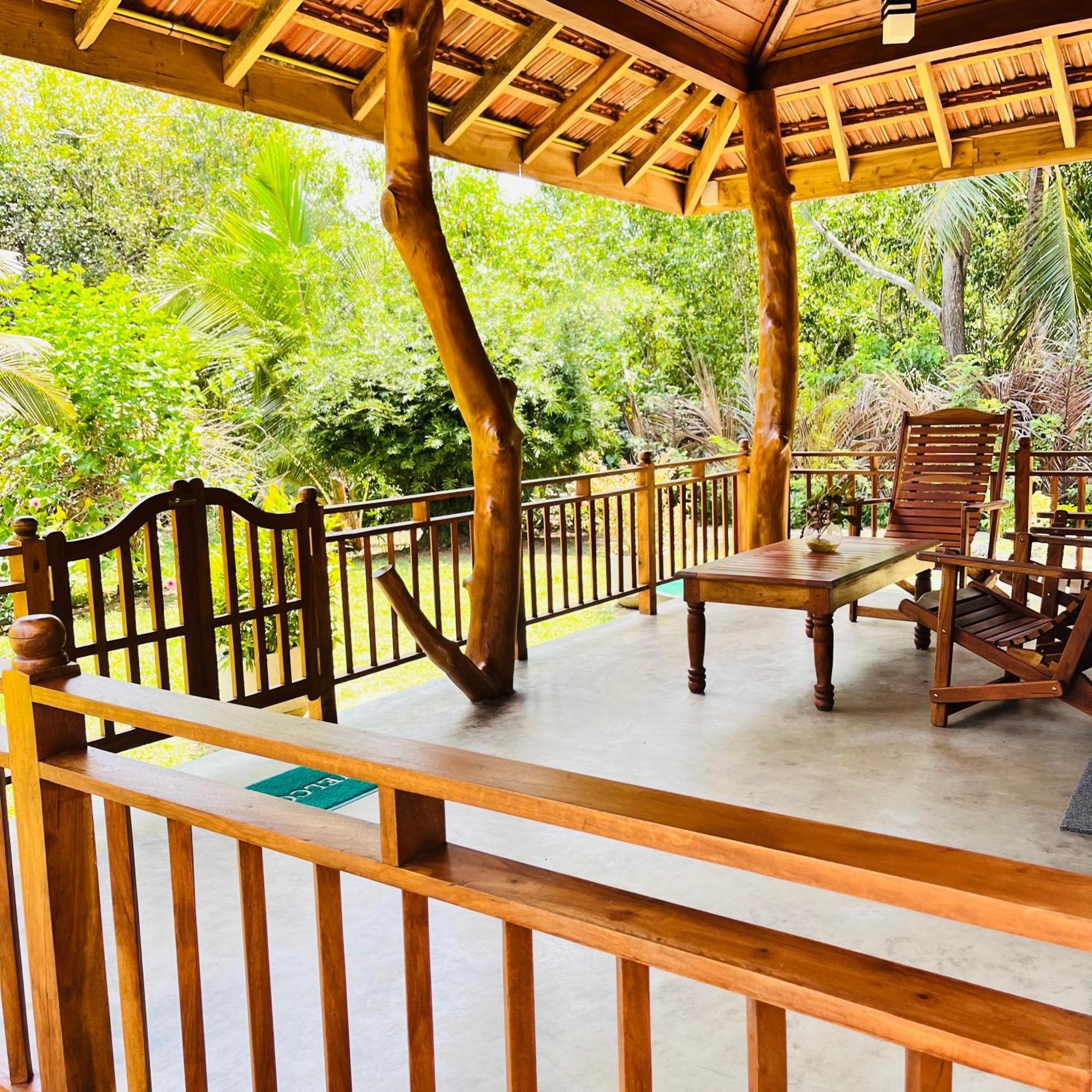 Hanguk Lanka Lagoon Villa Tangalle Ngoại thất bức ảnh