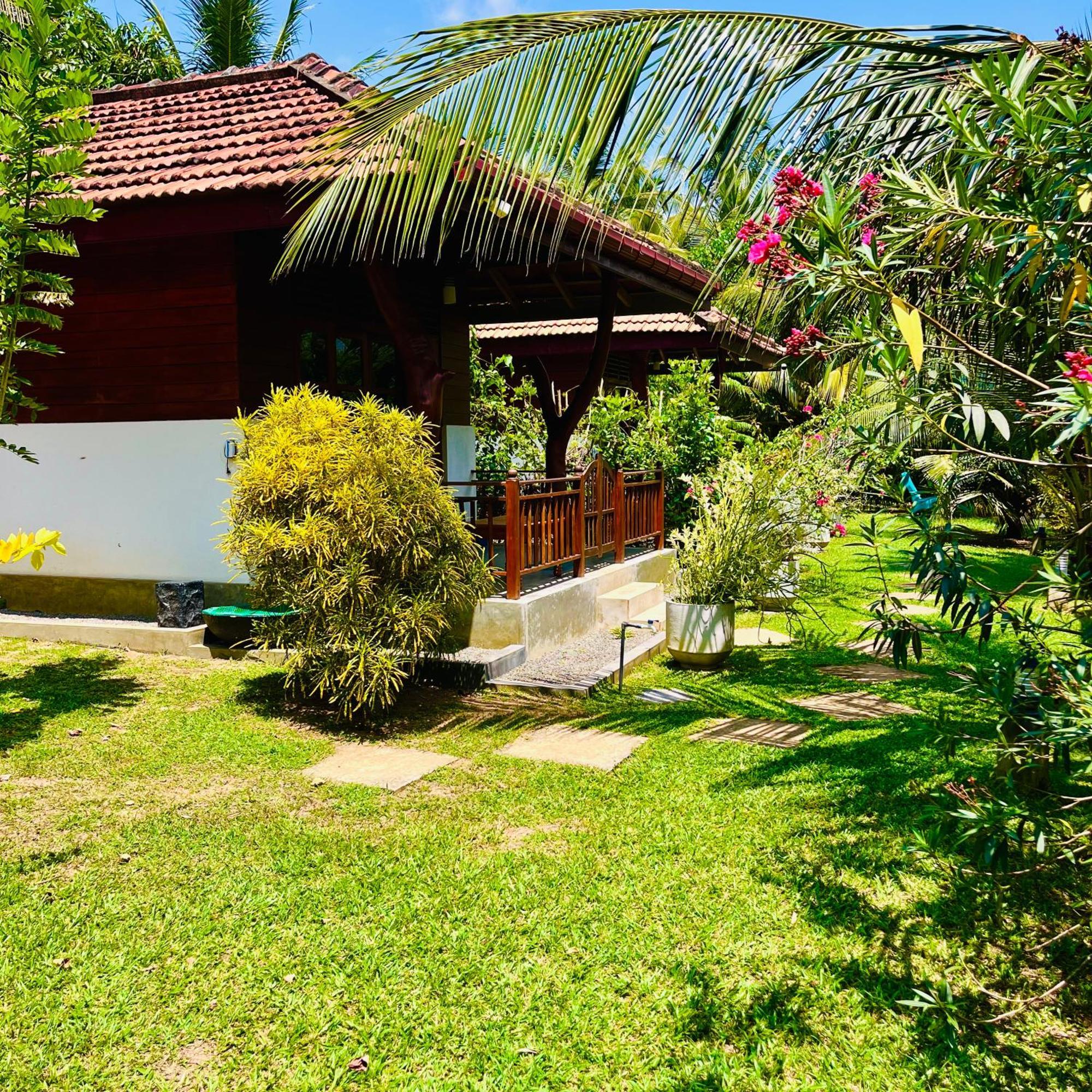 Hanguk Lanka Lagoon Villa Tangalle Ngoại thất bức ảnh