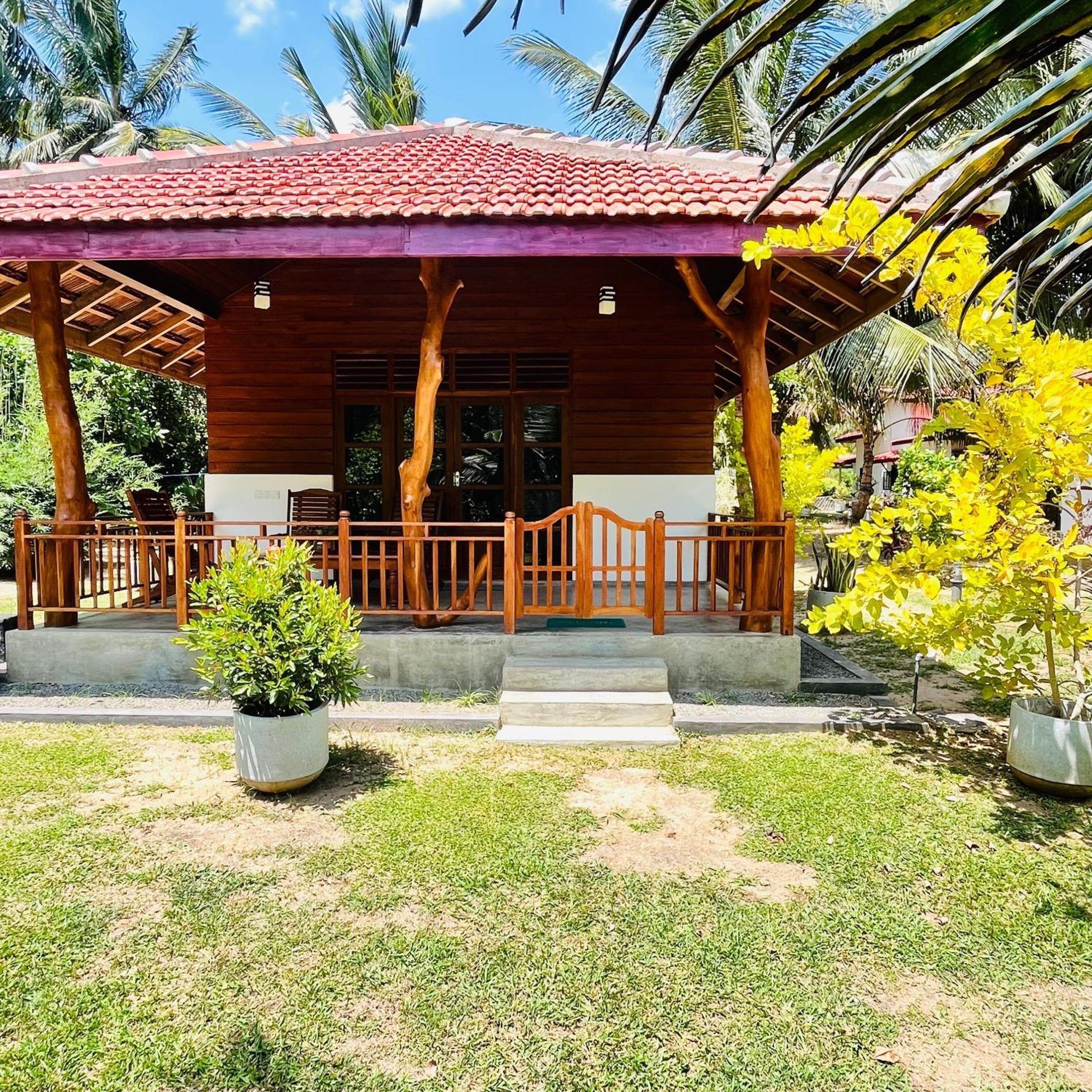 Hanguk Lanka Lagoon Villa Tangalle Ngoại thất bức ảnh