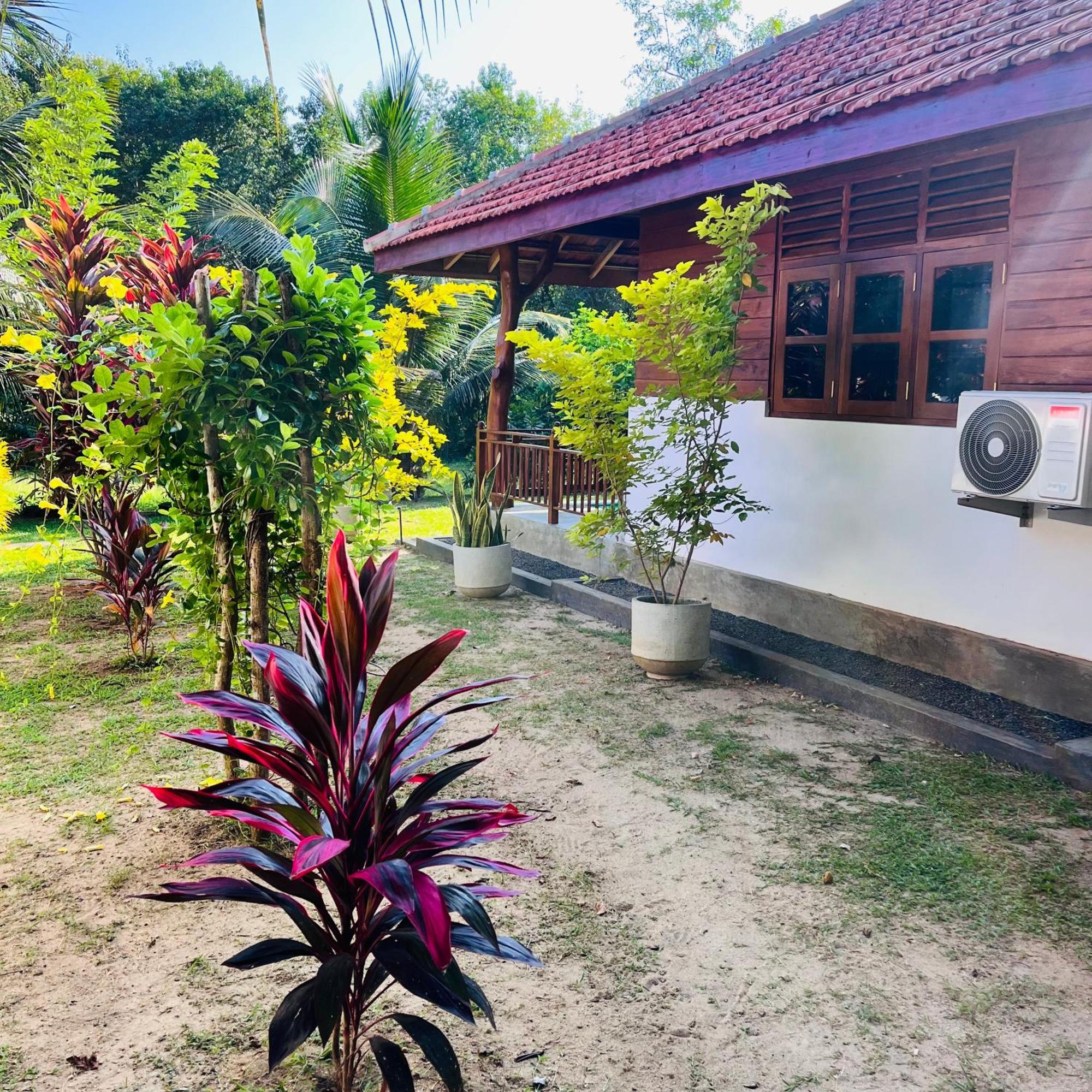 Hanguk Lanka Lagoon Villa Tangalle Ngoại thất bức ảnh