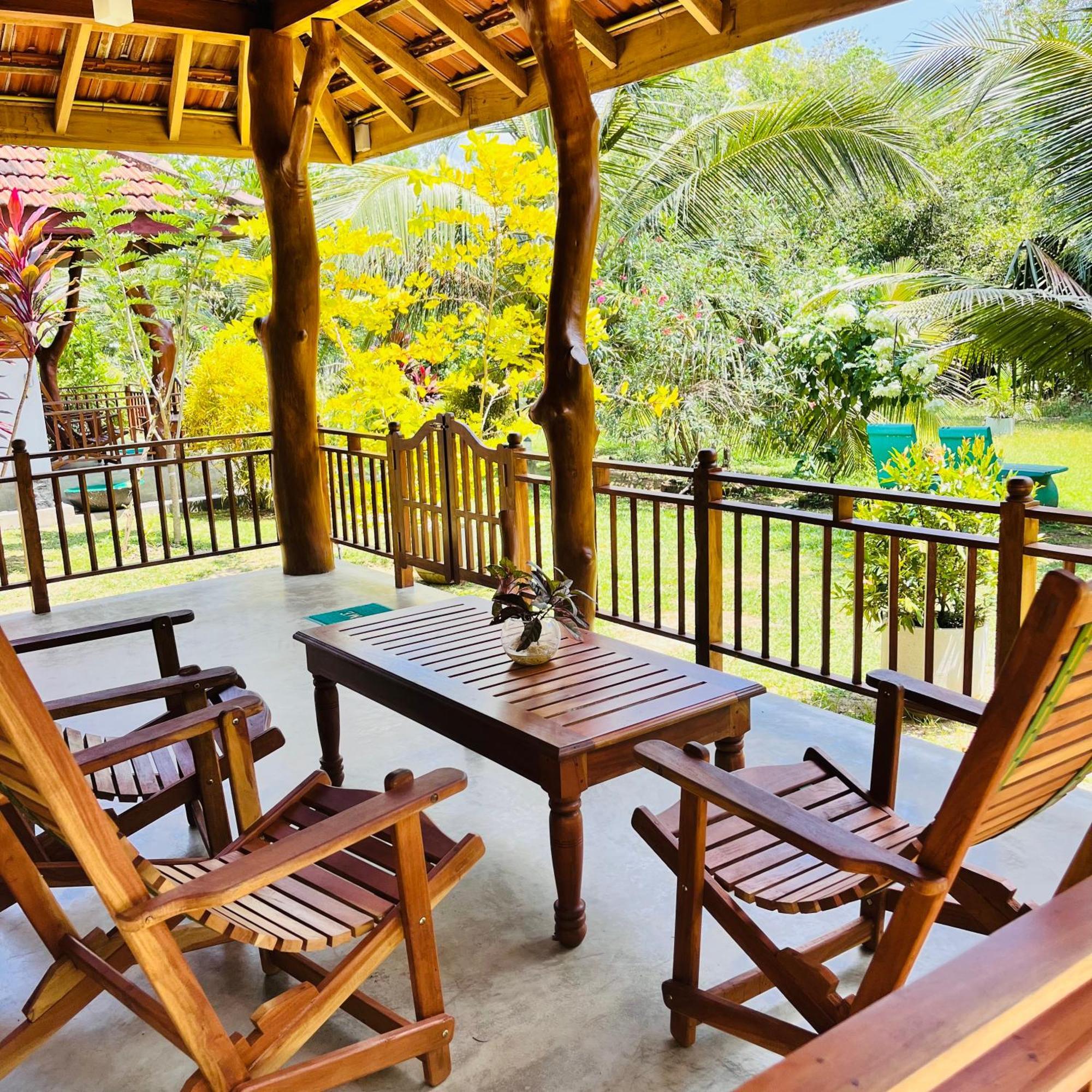Hanguk Lanka Lagoon Villa Tangalle Ngoại thất bức ảnh