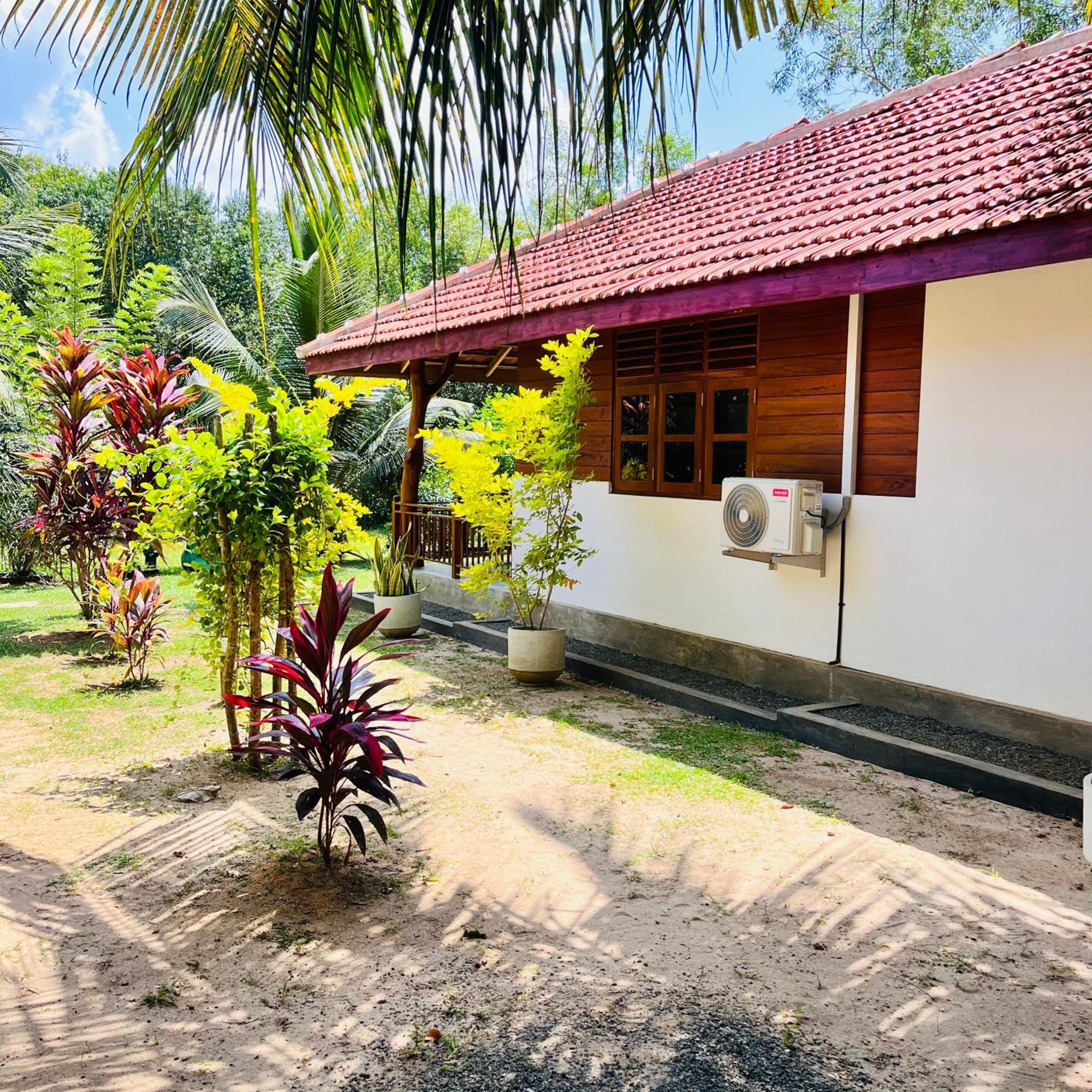 Hanguk Lanka Lagoon Villa Tangalle Ngoại thất bức ảnh