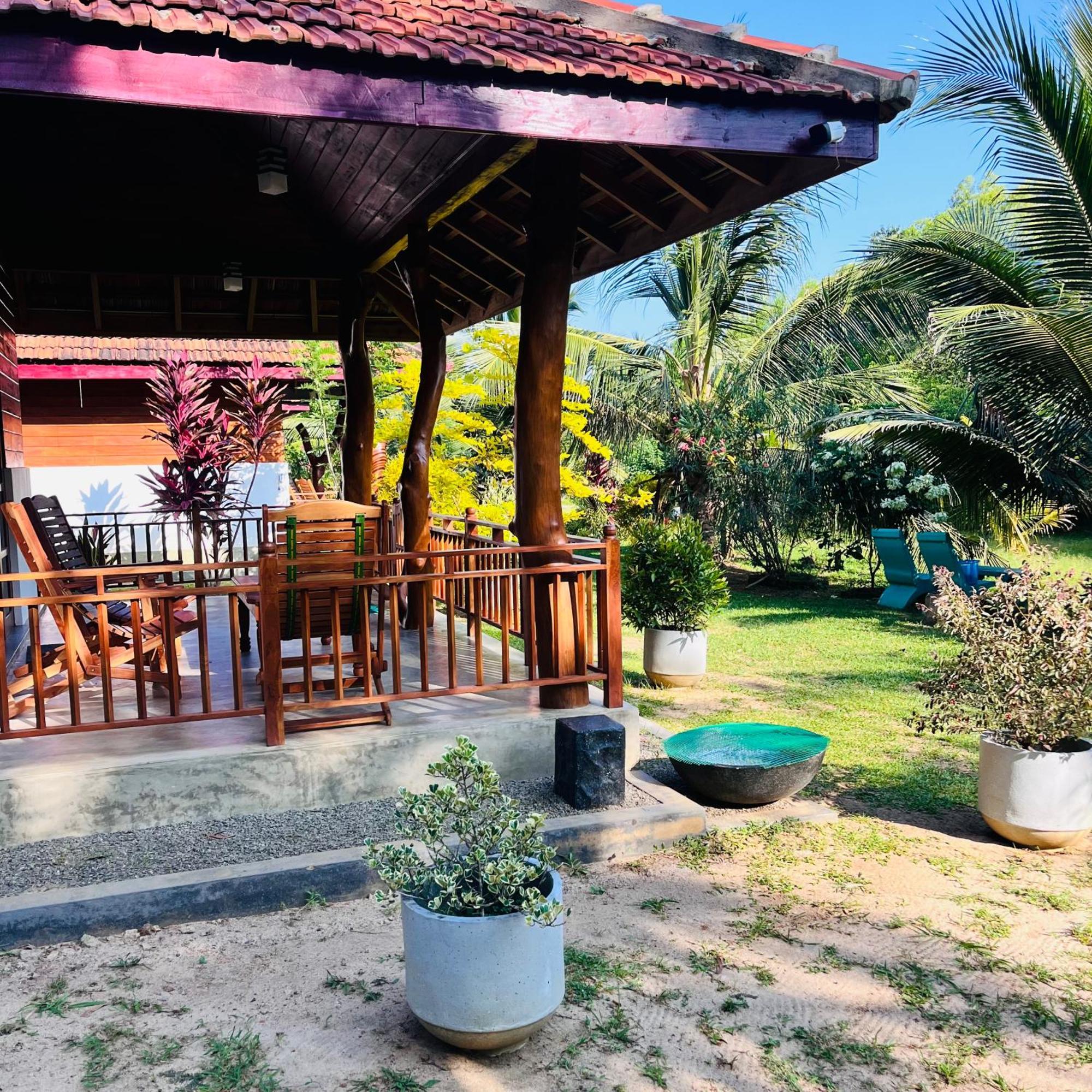 Hanguk Lanka Lagoon Villa Tangalle Ngoại thất bức ảnh