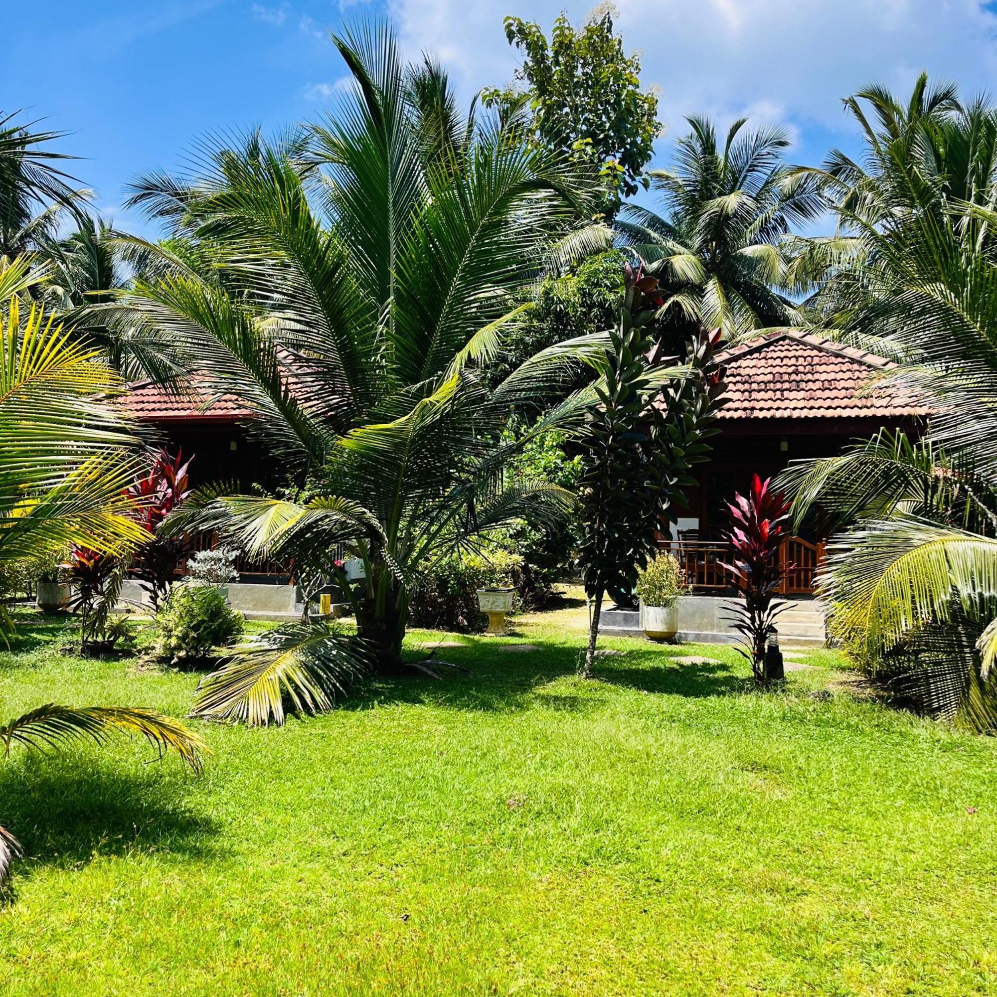 Hanguk Lanka Lagoon Villa Tangalle Ngoại thất bức ảnh